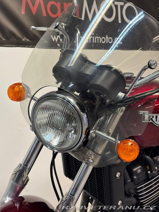 Triumph Ostatní modely Legend 900 TT 2000