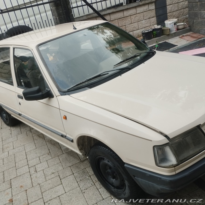 Peugeot 309 1,9D- GLD, Č.R. Tuzex 1987