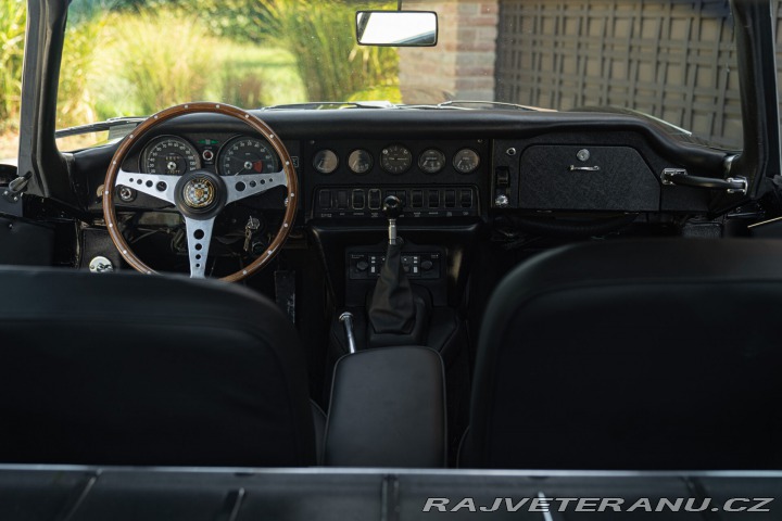 Jaguar E-Type 4.2 MK II 1968
