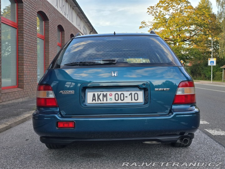 Honda Accord Aerodeck CE7 2.2iES ČR AC 1996