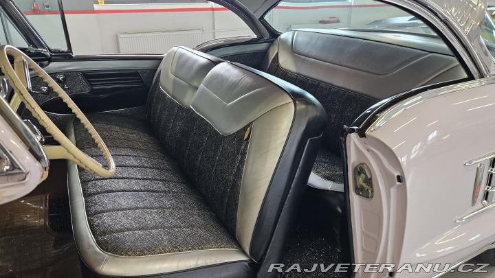 Oldsmobile 98 371 V8 Rocket 1958