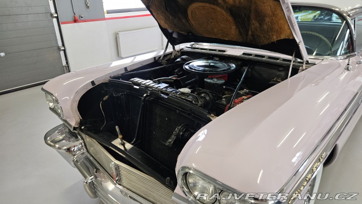 Oldsmobile 98 371 V8 Rocket 1958