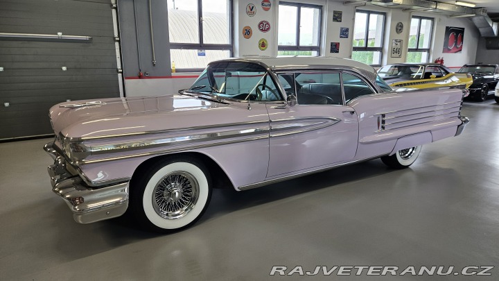 Oldsmobile 98 371 V8 Rocket 1958