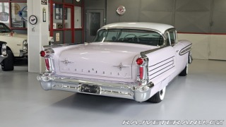 Oldsmobile 98 371 V8 Rocket 1958