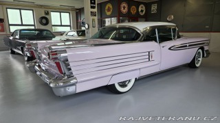 Oldsmobile 98 371 V8 Rocket 1958