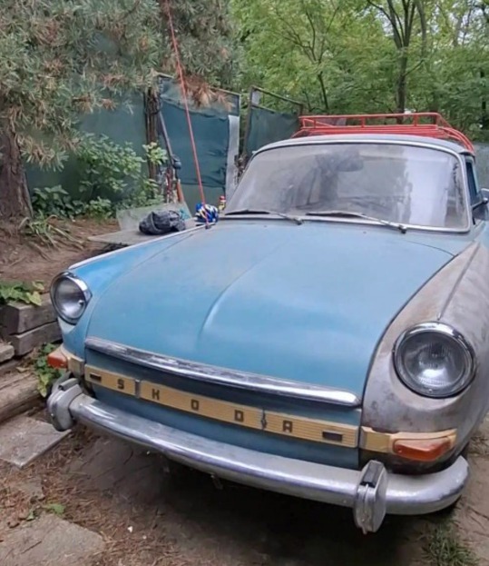 Škoda 1000 MB Sedan