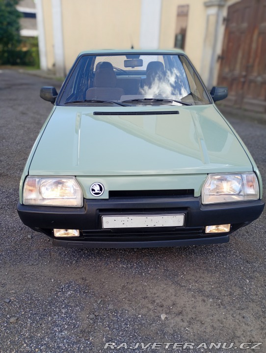 Škoda Favorit 135LS +přívěs Sport Jacht 1990