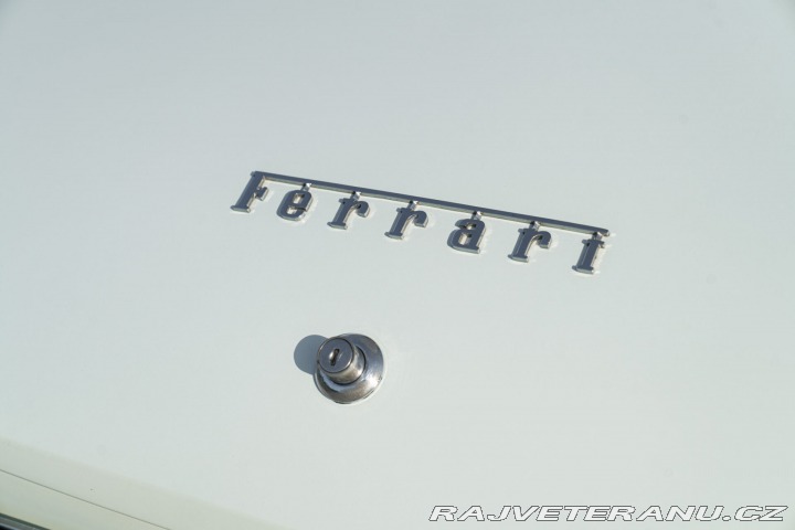 Ferrari 330 GT 2+2 MK I 1964