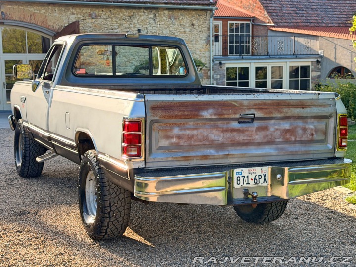 Dodge RAM W250 LE | 5.2 V8 | 4×4 1988