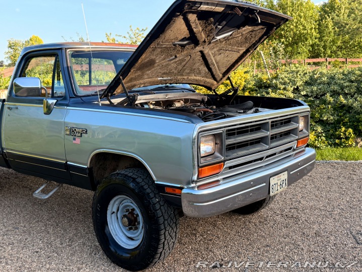Dodge RAM W250 LE | 5.2 V8 | 4×4 1988