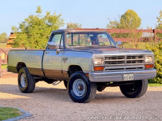 Dodge RAM W250 LE | 5.2 V8 | 4×4 1988