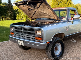 Dodge RAM W250 LE | 5.2 V8 | 4×4 1988