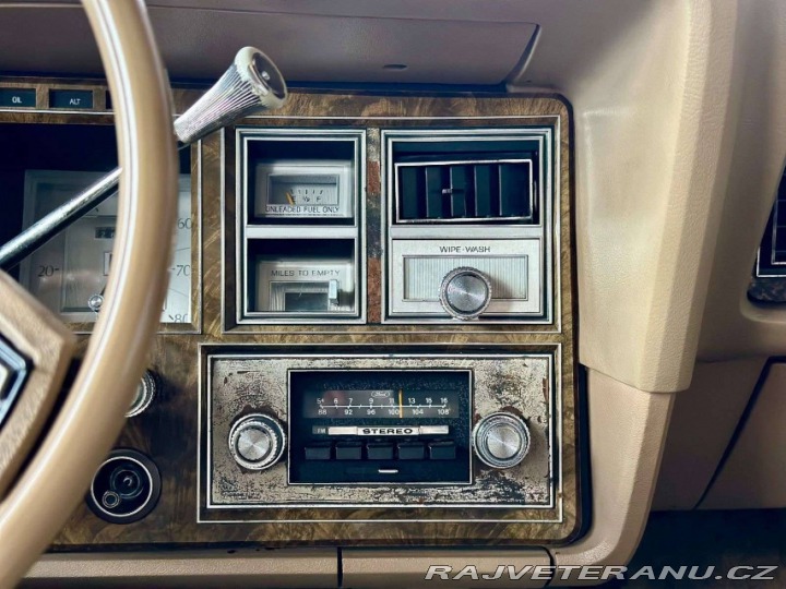 Lincoln Continental Mark V Cartier Designer 1978