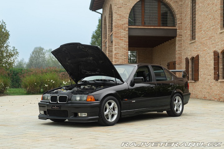 BMW 3 318 IS RACING 1994