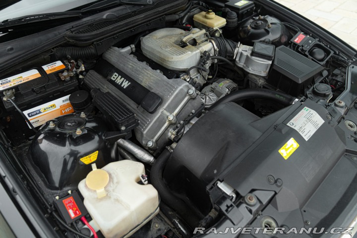 BMW 3 318 IS RACING 1994