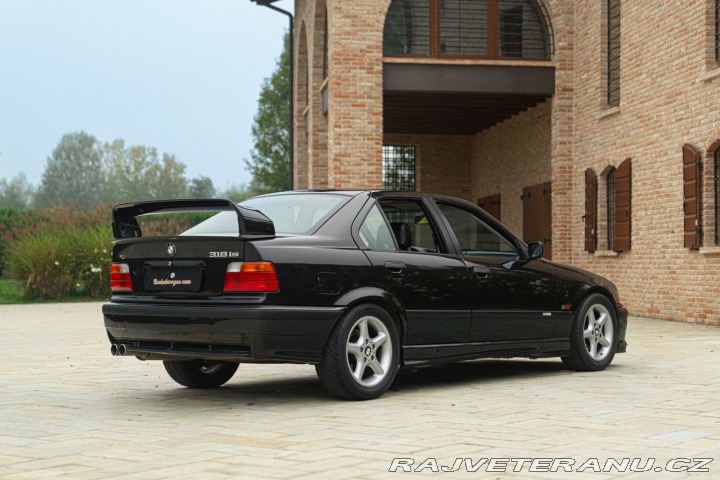 BMW 3 318 IS RACING 1994