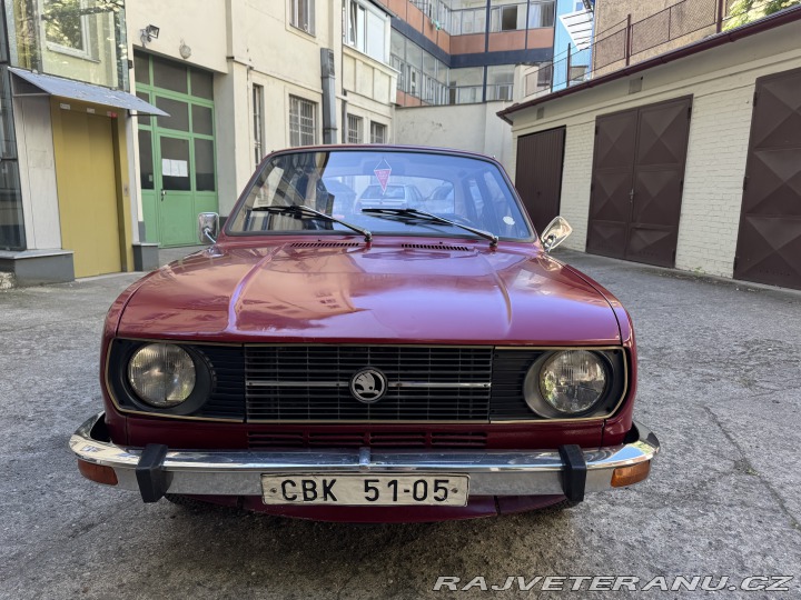 Škoda 105 105L užovka 1978