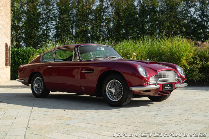 Aston Martin DB DB6 SPORTS SALOON 1968