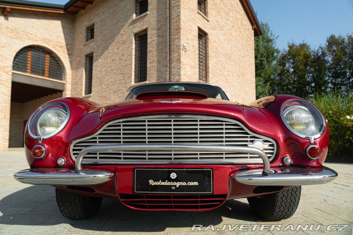 Aston Martin DB DB6 SPORTS SALOON 1968