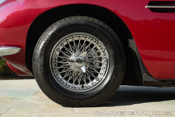 Aston Martin DB DB6 SPORTS SALOON 1968