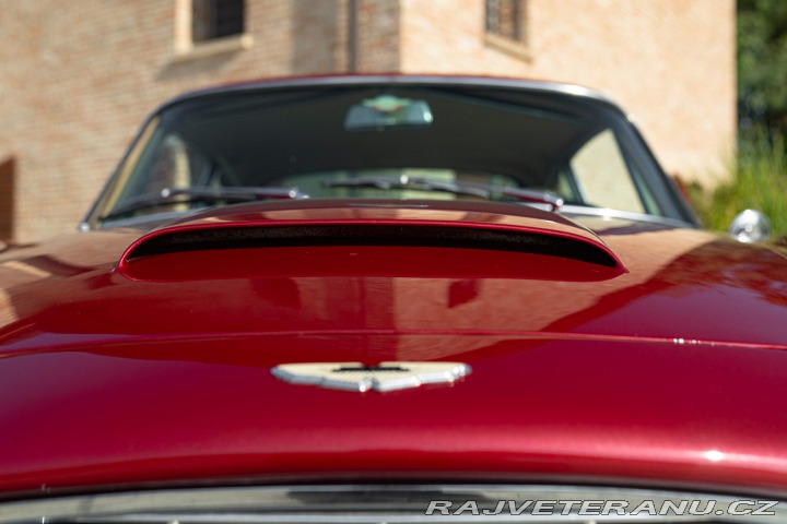 Aston Martin DB DB6 SPORTS SALOON 1968