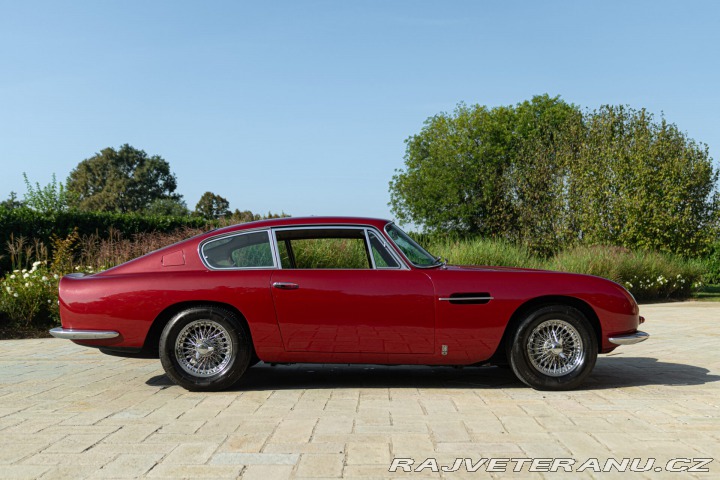Aston Martin DB DB6 SPORTS SALOON 1968
