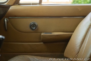 Aston Martin DB DB6 SPORTS SALOON 1968