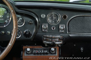 Aston Martin DB DB6 SPORTS SALOON 1968