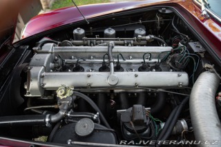 Aston Martin DB DB6 SPORTS SALOON 1968