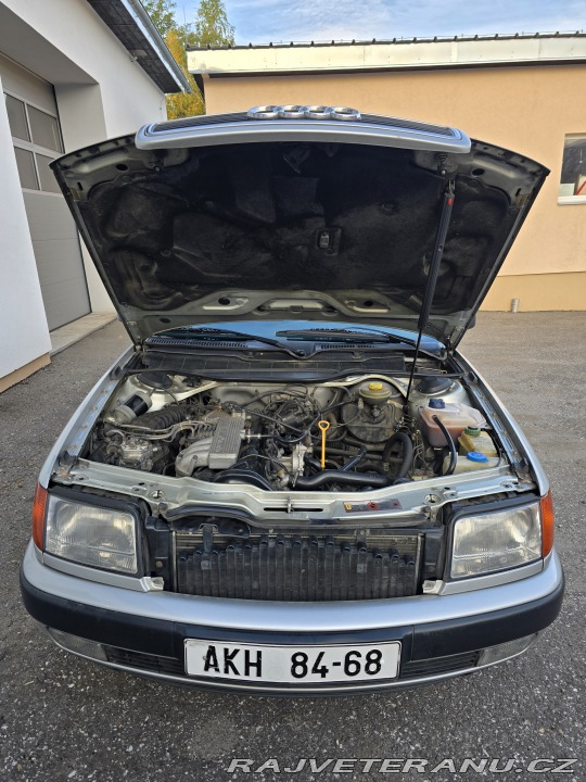 Audi 100 2.3E pětiválec A/C krásná 1991