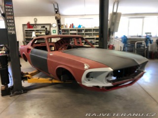 Ford Mustang Mach1 manuál 1969