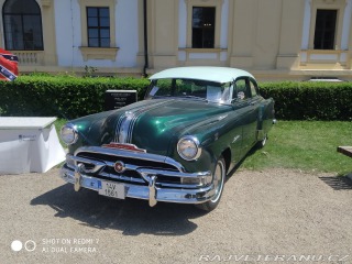 Pontiac Chieftain 