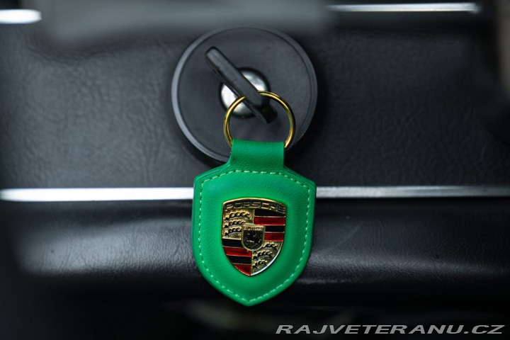 Porsche 911 S 2.4 TARGA 1973