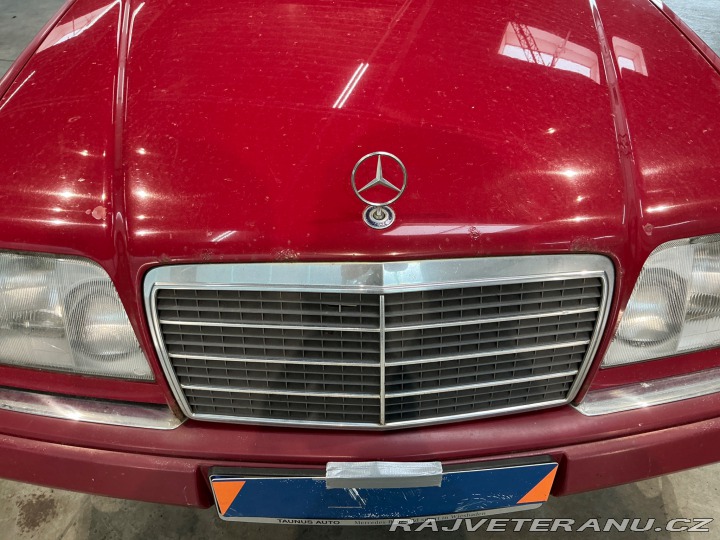 Mercedes-Benz E 220 T W124 1993