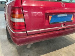 Mercedes-Benz E 220 T W124 1993