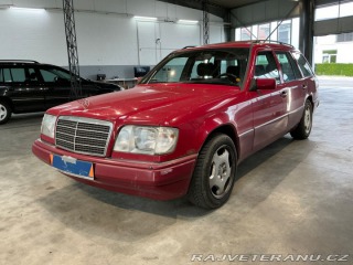 Mercedes-Benz E 220 T W124 1993