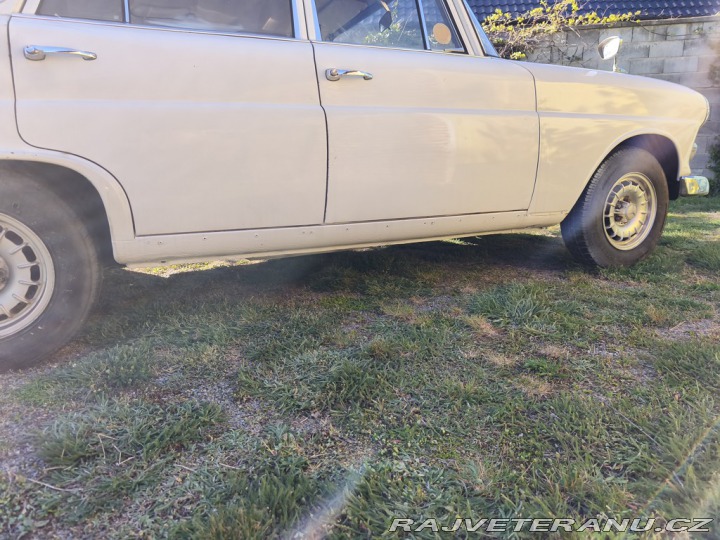 Mercedes-Benz 190 W 110 2.0 BENZÍN 1967