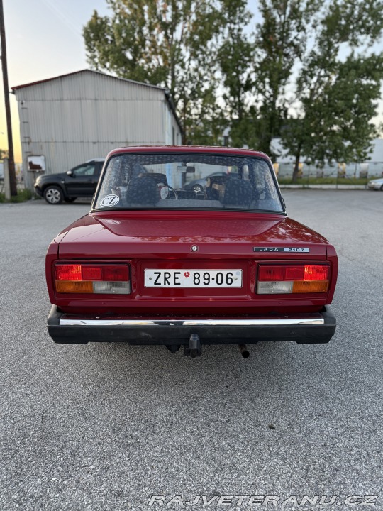 Lada 2107 1500 1995