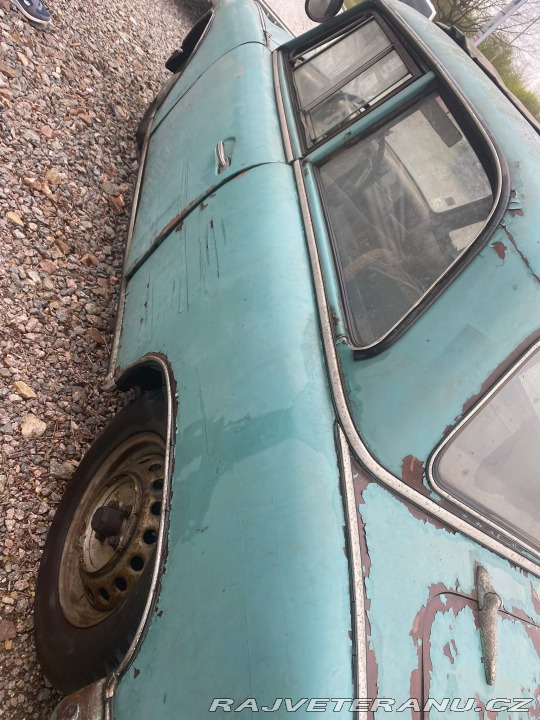 Trabant P70 AWZ se shrnovací střechou 1958