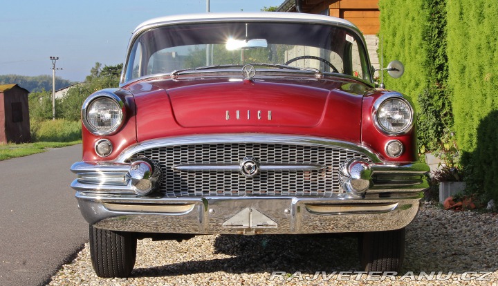 Buick Special 2-door RIVIERA 1955