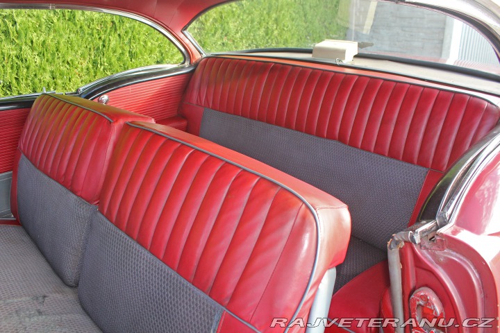Buick Special 2-door RIVIERA 1955