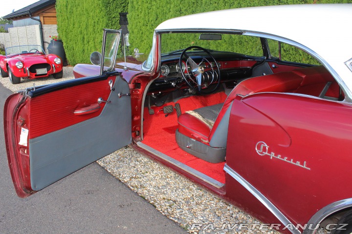 Buick Special 2-door RIVIERA 1955