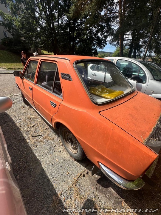 Škoda 120 120 L 1981