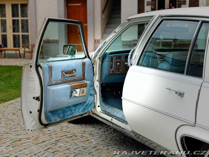 Cadillac Brougham d’Elegance 7.0 V8 1979