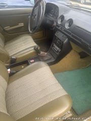 Mercedes-Benz 200 1973