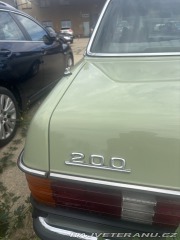 Mercedes-Benz 200 1973