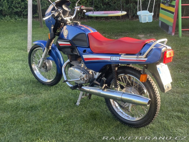 ČZ 180 ČZ Cagiva 487.4 1993