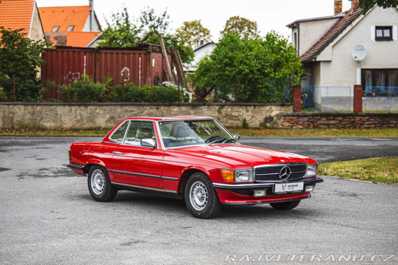Ostatní značky Ostatní modely Mercedes Benz 380 SL R107