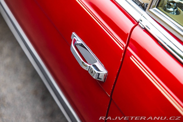 Ostatní značky Ostatní modely Mercedes Benz 380 SL R107 1983