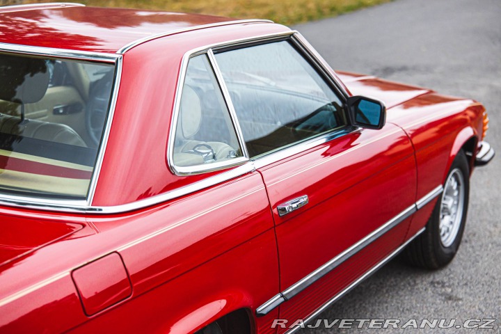 Ostatní značky Ostatní modely Mercedes Benz 380 SL R107 1983